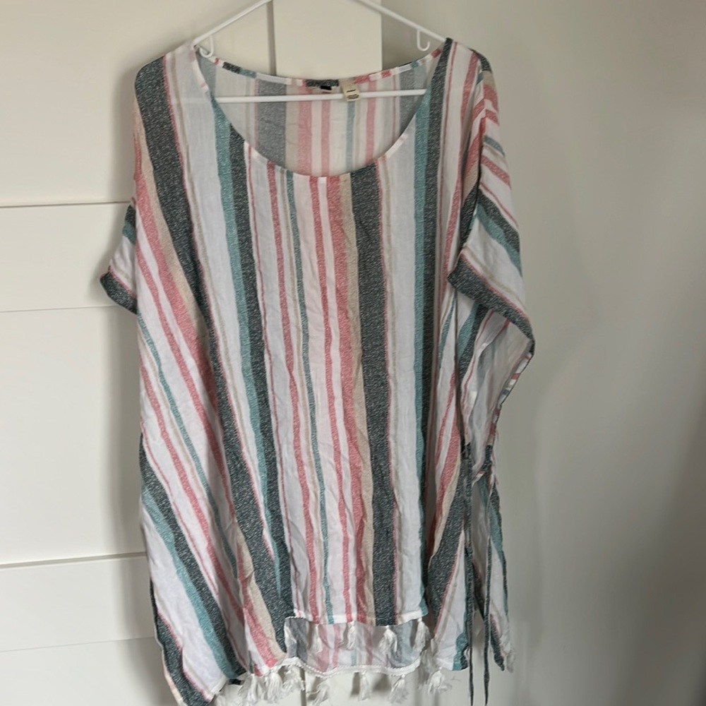 Womens Roxy swim cover size M/L